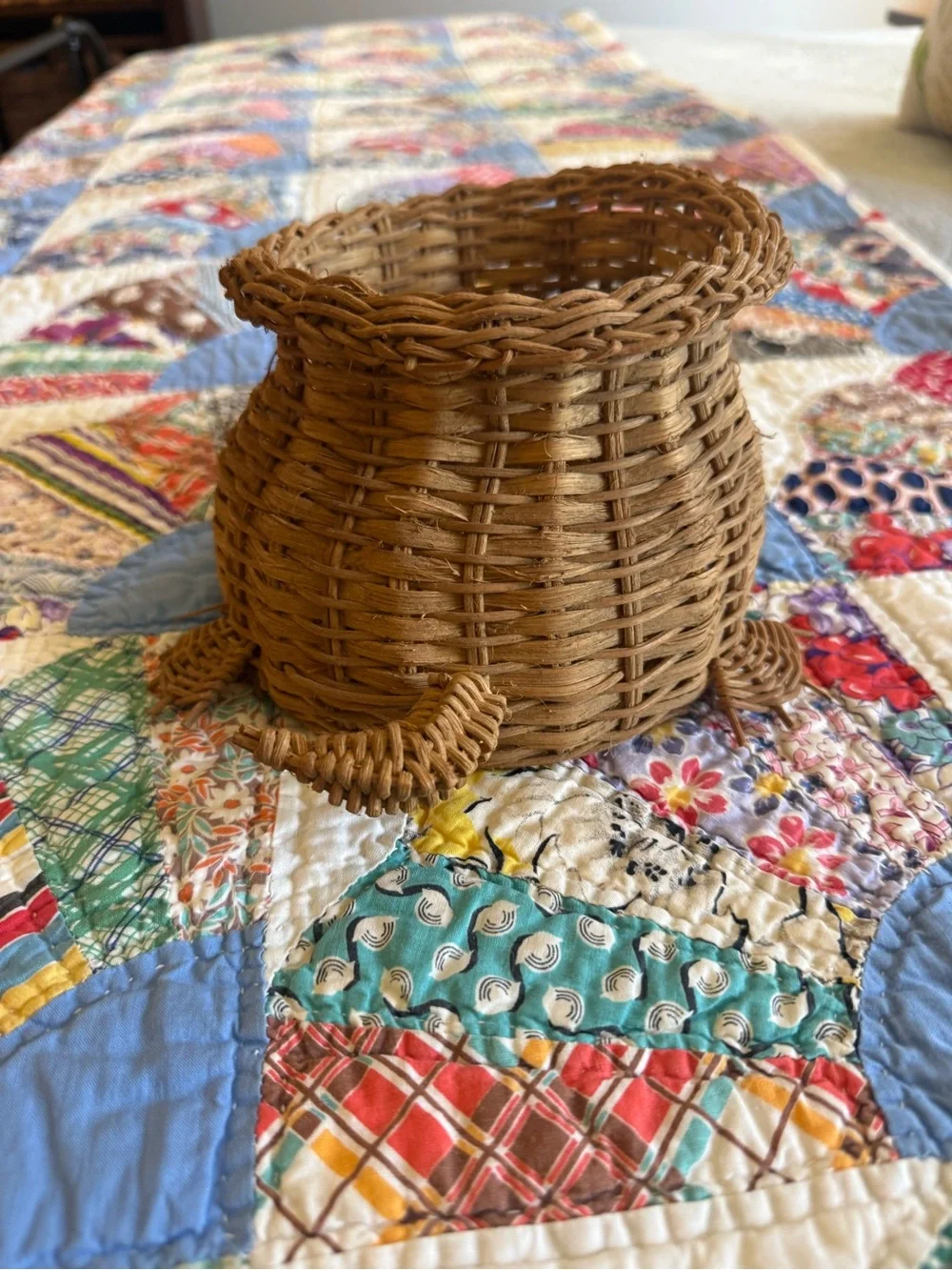 Handwoven Brown Wicker Turtle Basket - Decorative Home Accent